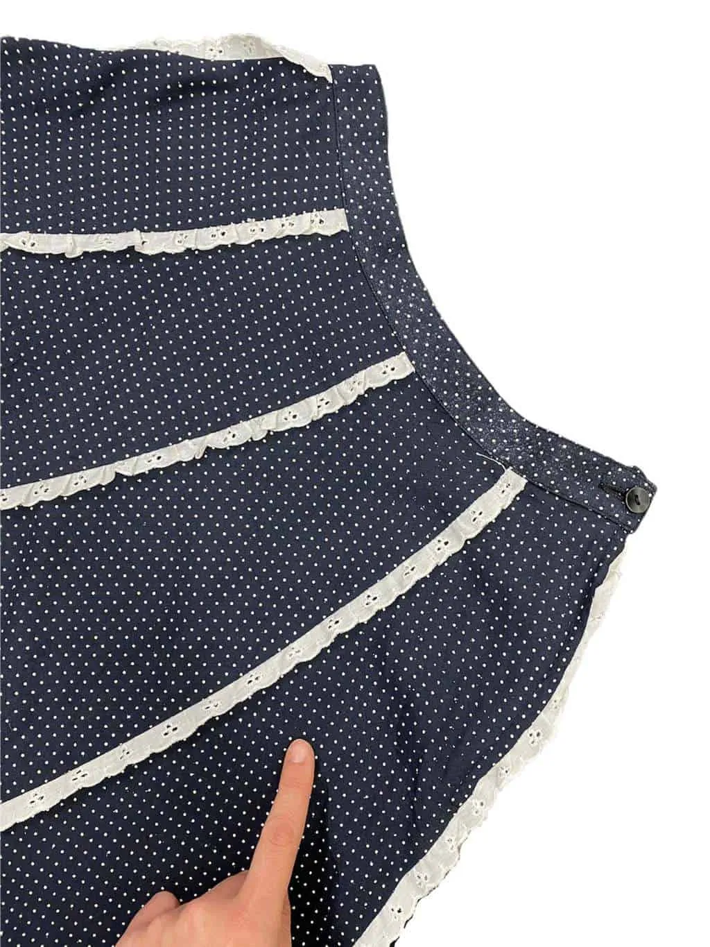 70s vintage polka dot midi skirt in navy blue with lace trim – XS