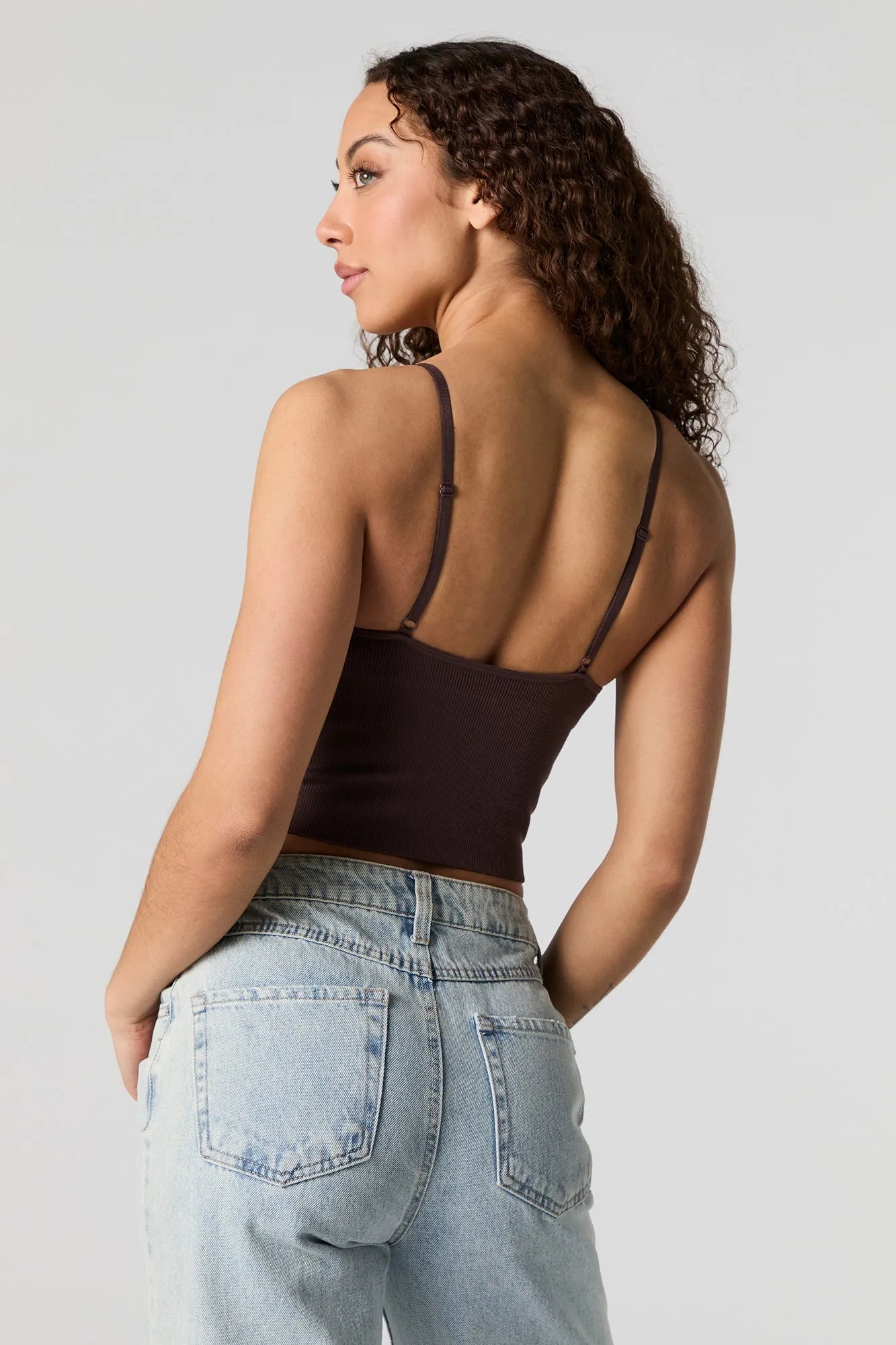 Camisole côtelé sans couture avec encolure en V et bonnets intégrés