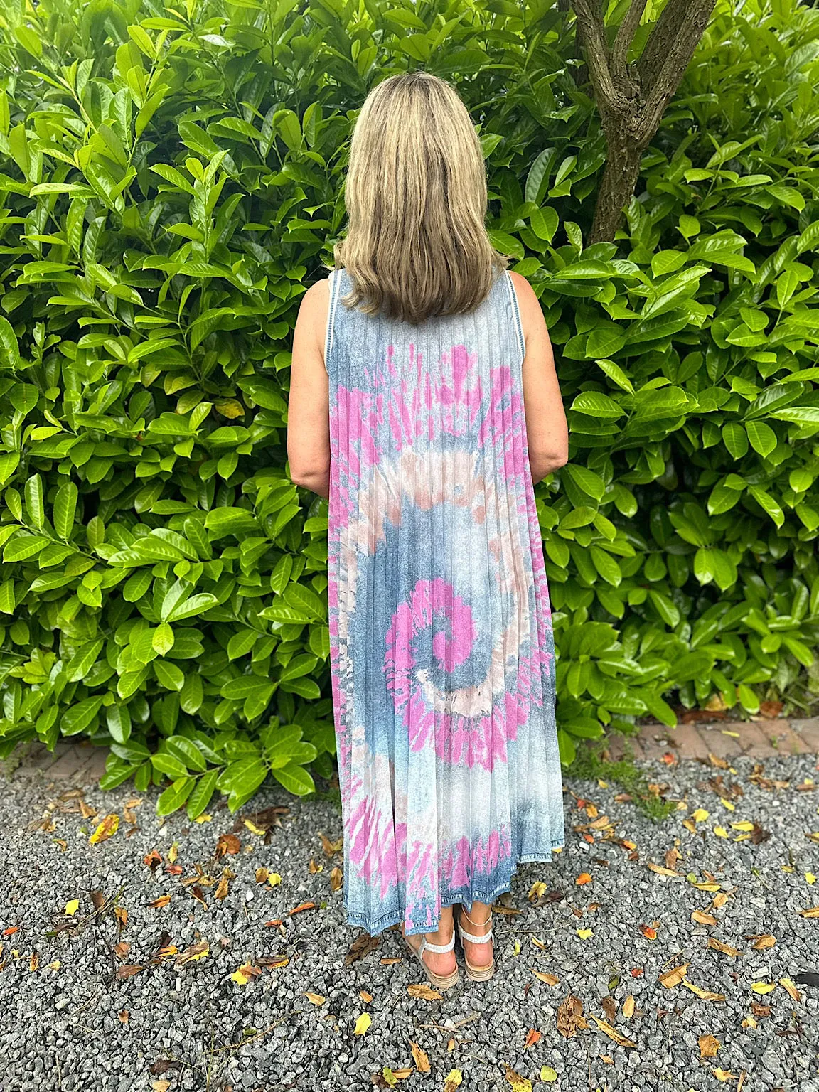 Lipstick Sparkle Tie Dye Pleated Dress Fiona