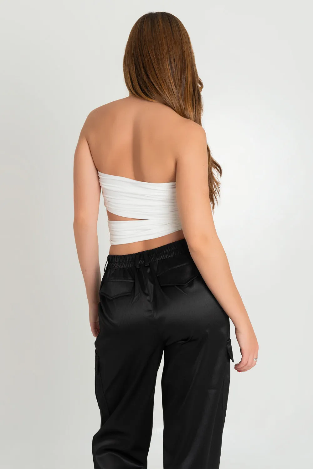 Top tubo plisados con cut out lateral