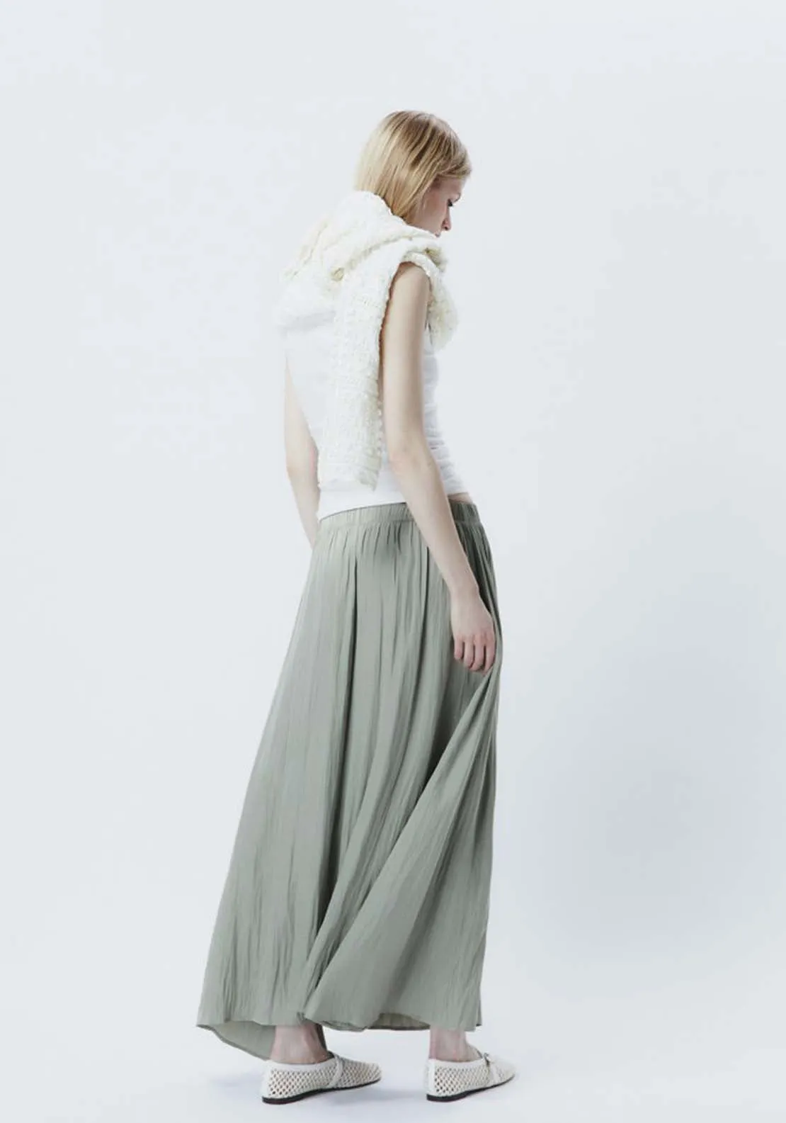 Wrinkled Midi Skirt